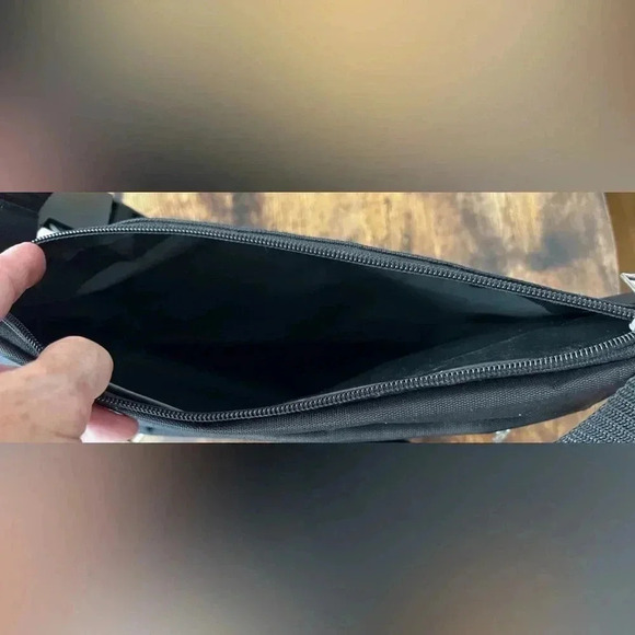 EUROSPORT | Large fannie pack, belt bag - Picture 7 of 12